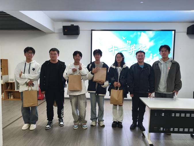 图示, 示意图

中度可信度描述已自动生成:ver1